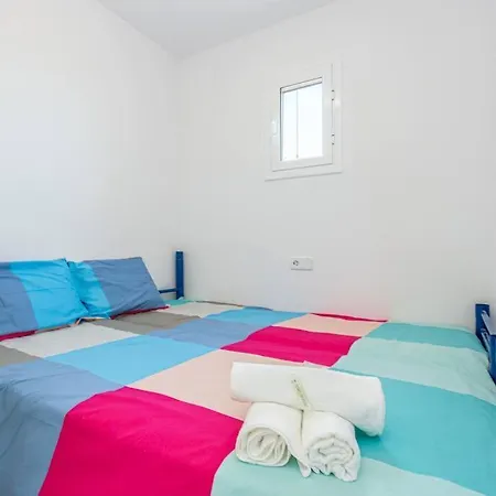 Apartmán 1ª Linea Playa, Wifi, Karina16 Centro, Piscinas
